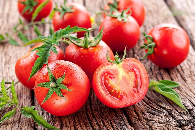 Cà chua chứa nhiều vitamin C